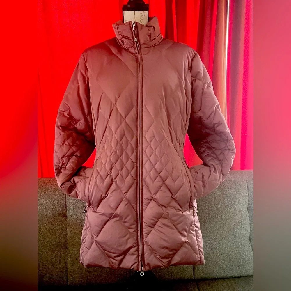 Eddie Bauer premium goose down, size XL, excellent condition.